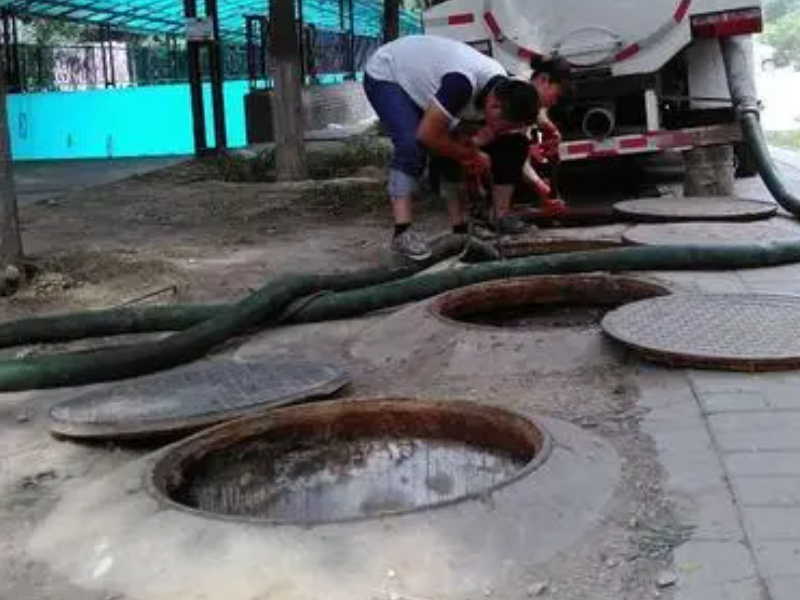 浦口象山路污水管道清淤疏通清洗小区和学校下水道